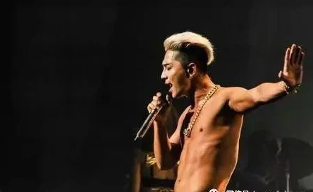 震惊!男明星露勃起j照曝光,网友热议其私生活引发广泛关注与讨论,真相究竟如何? 震惊!男明星露勃起j照曝光,网友热议其私生活引发广泛关注与讨论,真相究竟如何?