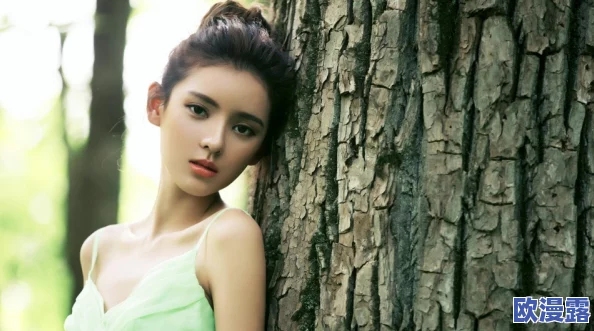 俄罗斯白嫩BwwBww:揭示其背后的文化现象与社会影响,探讨这一趋势对年轻一代的吸引力和反响 俄罗斯白嫩BwwBww:揭示其背后的文化现象与社会影响,探讨这一趋势对年轻一代的吸引力和反响