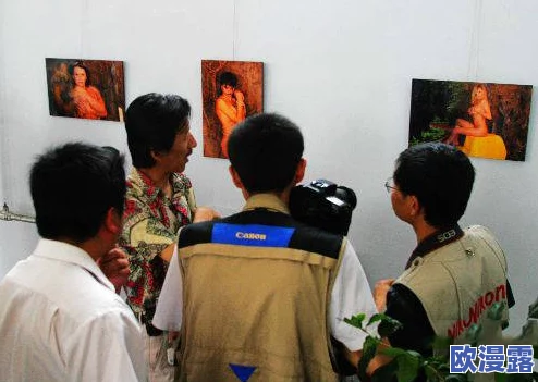 张悠雨大胆玉门打开图147:解析图像背后的文化内涵与艺术表现手法 张悠雨大胆玉门打开图147:解析图像背后的文化内涵与艺术表现手法