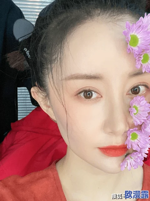 色偷偷亚洲网友认为该内容在视觉表现上具有独特魅力，但也有人指出其可能存在的文化敏感性和道德争议，引发热烈讨论