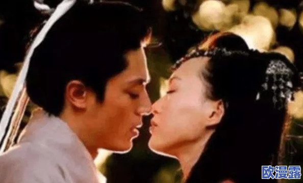 日本吻胸抓胸床戏引发热议网友讨论剧情与演员表现成焦点 日本吻胸抓胸床戏引发热议网友讨论剧情与演员表现成焦点